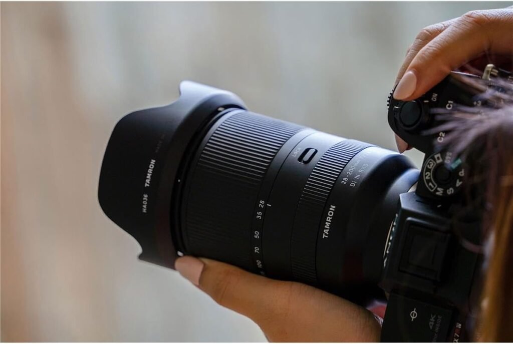 Tamron 28-200 F/2.8-5.6 Di III RXD for Sony Mirrorless Full Frame/APS-C E-Mount, Model Number: AFA071S700, Black